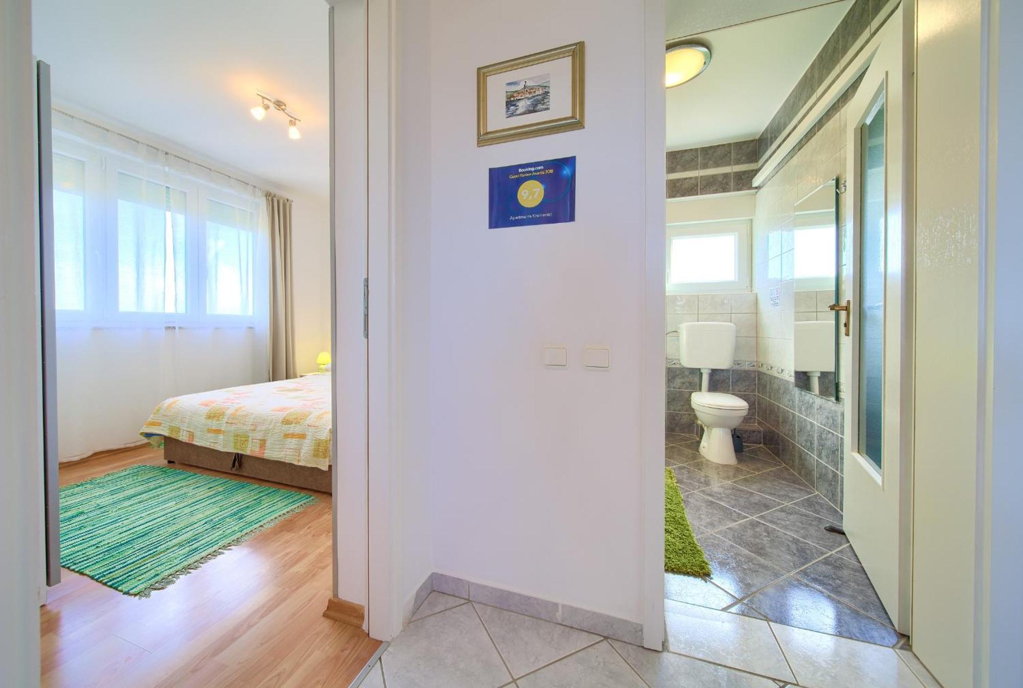 Apartments Kremenici Malinska Eksteriør billede