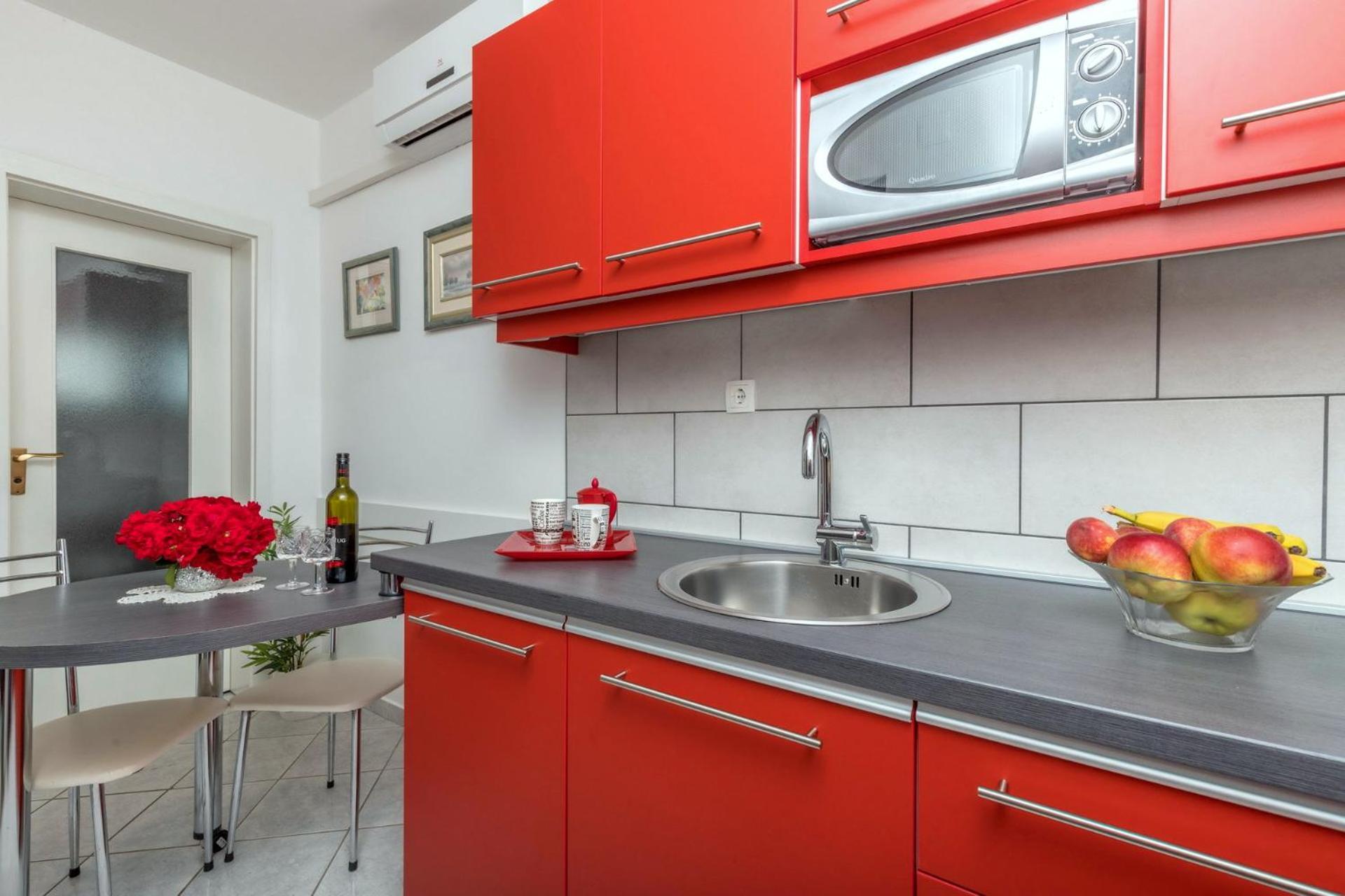 Apartments Kremenici Malinska Eksteriør billede